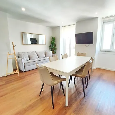 Mivo Balcony Duplex With River View