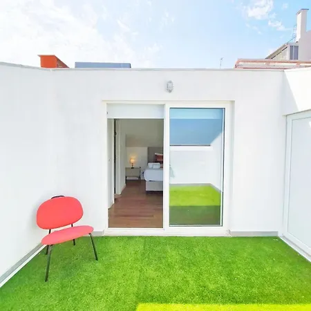 アパート Mivo Balcony Duplex With River View