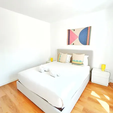 Mivo Balcony Duplex With River View Апартаменты Лиссабон
